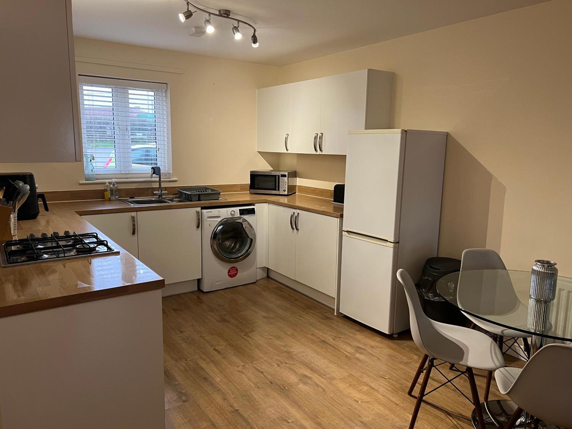 Home Away From Home: Cozy Two Bedroom Apartment Banbury Zewnętrze zdjęcie